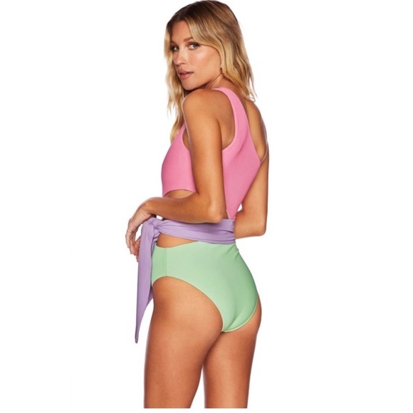 Beach Riot pastel Carlie one piece swimsuit - Picture 3 of 6